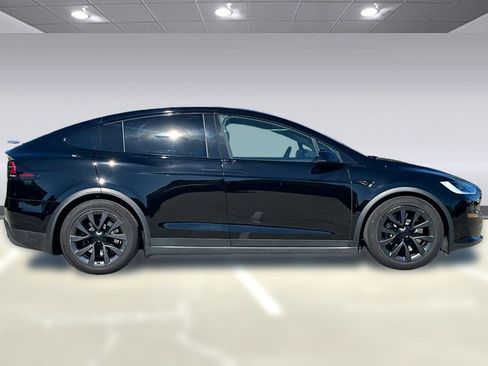 Used 2024 Tesla Model X AWD/4WD image 7