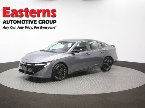 Used 2026 Nissan Sentra SR w/ Floor Mat Package FWD image 54