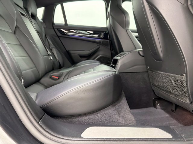 Used 2024 Porsche Panamera RWD image 23