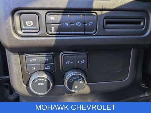Used 2022 Chevrolet Tahoe LT AWD/4WD image 37