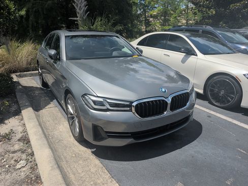 Used 2023 BMW 530e w/ Premium Package RWD image 1