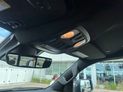 Used 2023 RAM 1500 Big Horn AWD/4WD image 11