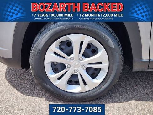 Used 2025 Chevrolet Trax LS FWD image 9