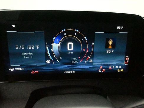 Used 2023 Chevrolet Traverse LT FWD image 10