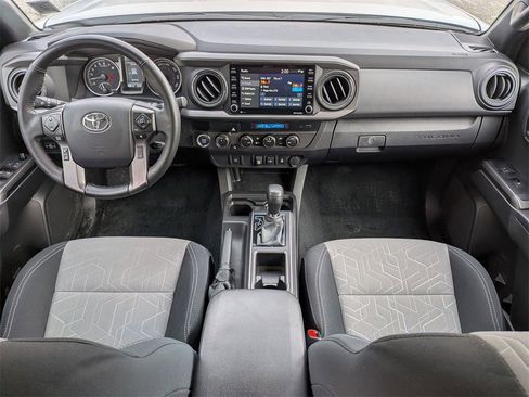 Used 2023 Toyota Tacoma TRD Sport image 18