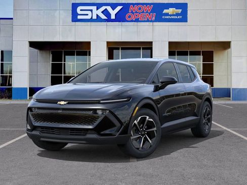 New 2026 Chevrolet Equinox EV LT image 6