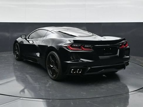 Used 2023 Chevrolet Corvette Stingray Coupe w/ Z51 Performance Package RWD image 8