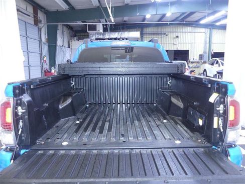 Used 2021 Toyota Tacoma TRD Sport AWD/4WD image 26