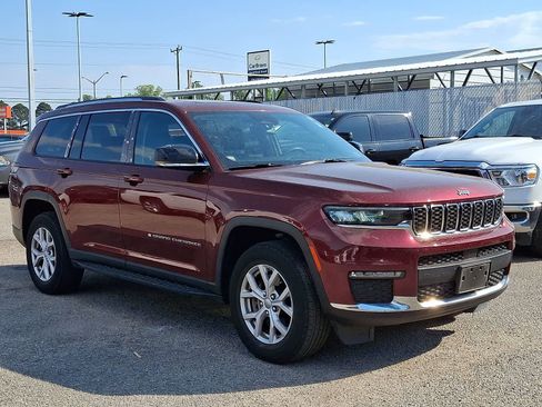 Used 2021 Jeep Grand Cherokee L Limited AWD/4WD image 2