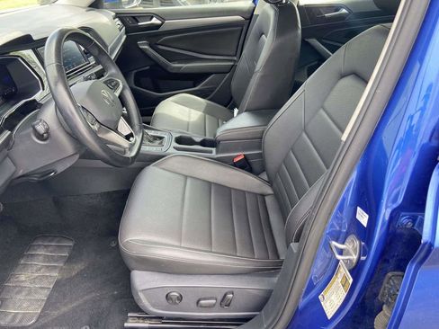 Used 2024 Volkswagen Jetta SE FWD image 15