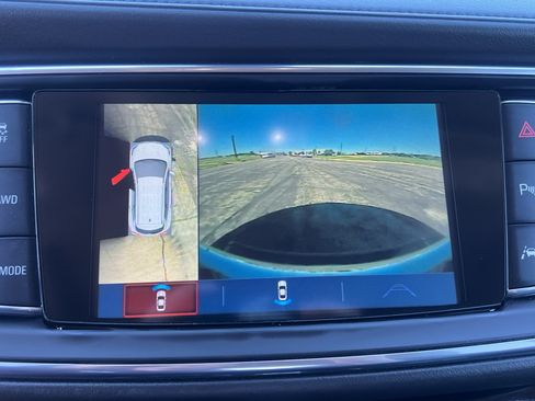 Used 2019 Buick Enclave Avenir w/ Avenir Technology Package AWD/4WD image 27