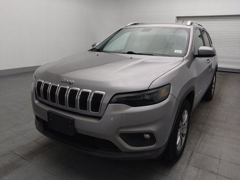 Used 2019 Jeep Cherokee Latitude Plus AWD/4WD image 15