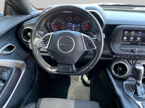 Used 2020 Chevrolet Camaro LT RWD image 6