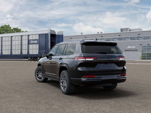 New 2026 Jeep Grand Cherokee L Summit image 3