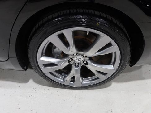 Used 2015 INFINITI Q70 3.7 w/ Sport Package RWD image 38