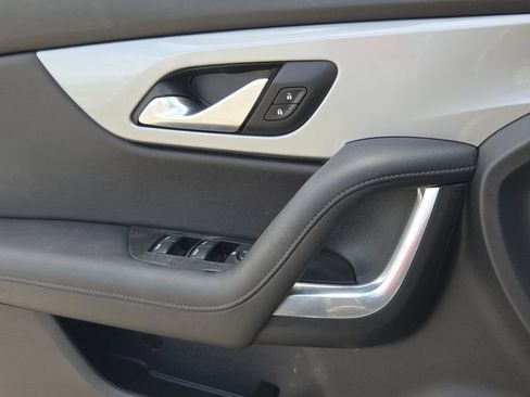 Used 2019 Chevrolet Blazer LT w/ Sun and Wheels Package FWD image 26