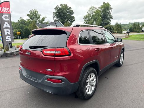 Used 2015 Jeep Cherokee Latitude AWD/4WD image 8