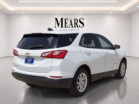 Used 2021 Chevrolet Equinox LS w/ LS Convenience Package FWD image 5