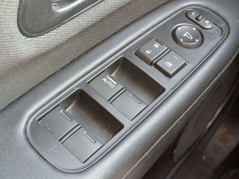 Used 2019 Honda HR-V Sport image 23