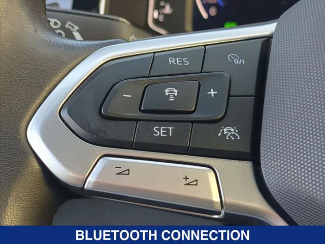 Certified 2025 Volkswagen Jetta SEL FWD image 14