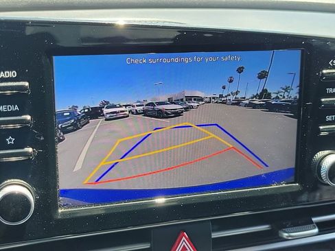Used 2022 Hyundai Elantra SEL w/ Convenience + Premium Package FWD image 28