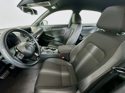 Used 2025 Honda Civic Sport image 13