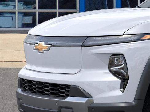 New 2026 Chevrolet Silverado EV LT w/ Plus Package image 13