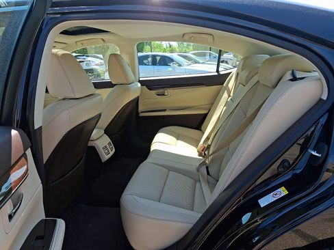 Used 2017 Lexus ES 350 FWD image 10