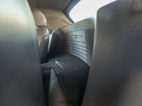 Used 2002 Ford Thunderbird Deluxe image 47