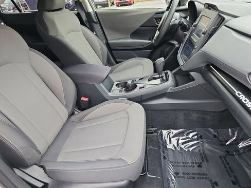 Used 2024 Subaru Crosstrek 2.0i w/ Crosstrek Mirror Package image 12