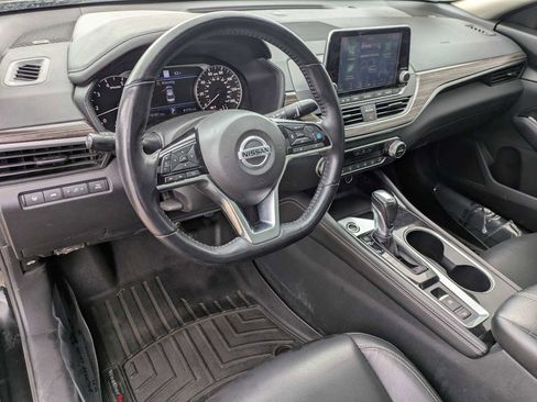 Used 2020 Nissan Altima 2.5 SL image 2