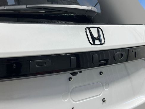 New 2026 Honda Pilot image 7