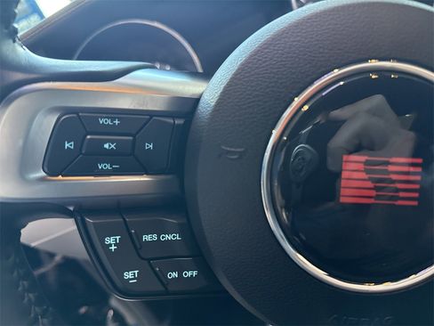 Used 2019 Ford Mustang GT Premium image 22