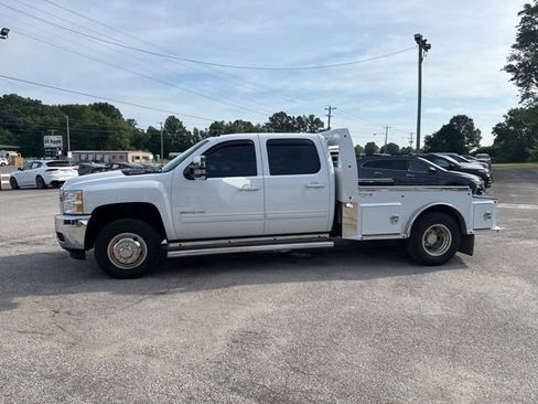 Used 2011 Chevrolet Silverado 3500 LTZ w/ LTZ Plus Package AWD/4WD image 2