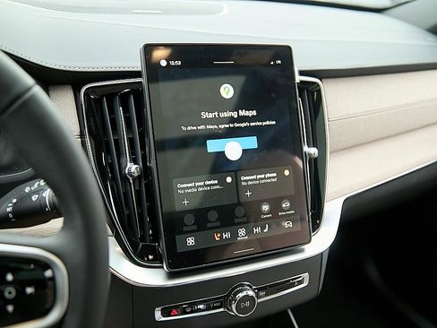 New 2026 Volvo XC90 T8 Ultra w/ Protection Package image 15