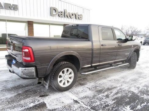 Used 2022 RAM 3500 Laramie image 9