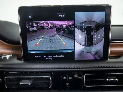 Used 2024 Lincoln Aviator Reserve w/ Equipment Group 201A AWD/4WD image 34