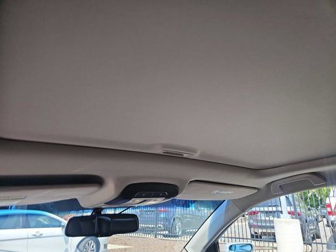 Used 2010 Acura MDX w/ Technology & Entertainment image 11