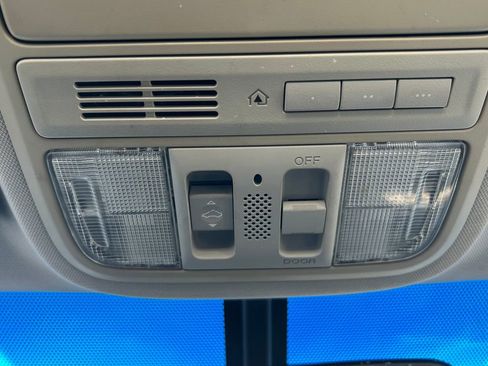 Used 2010 Acura TSX Sedan image 29