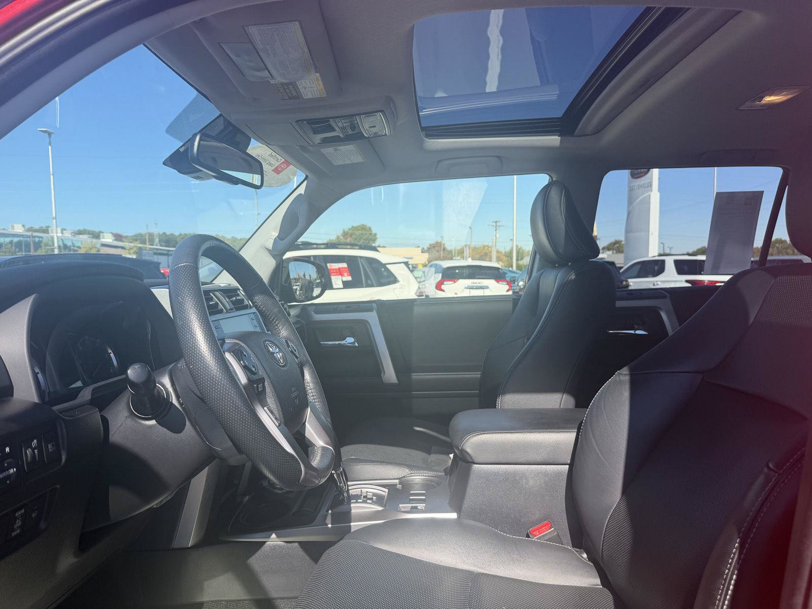 Used 2023 Toyota 4Runner Limited AWD/4WD image 12