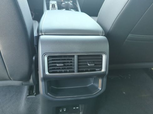 New 2026 Volkswagen Atlas Cross Sport SE image 30