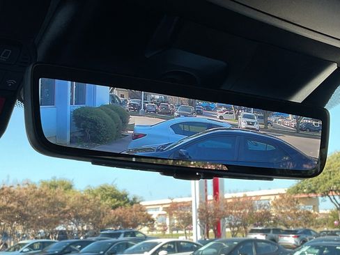 Used 2025 Toyota Tundra Platinum image 30