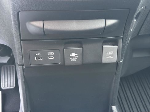 Certified 2025 Honda Odyssey Touring image 32