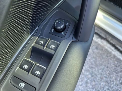 New 2026 Volkswagen Tiguan SEL R-Line image 17