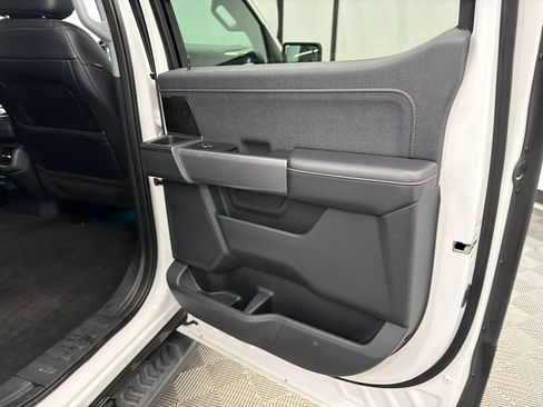 Used 2021 Ford F150 Lariat image 17