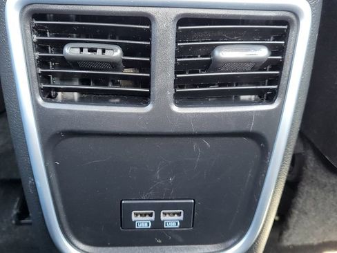 Used 2022 Dodge Charger GT image 25