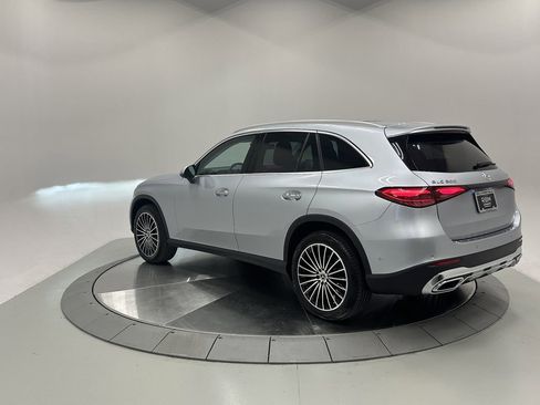 Certified 2025 Mercedes-Benz GLC 300 4MATIC image 5