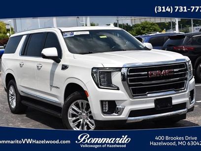 Used 2022 GMC Yukon XL SLT w/ SLT Premium Package