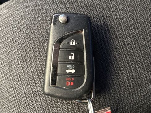 Used 2023 Toyota Corolla LE image 27