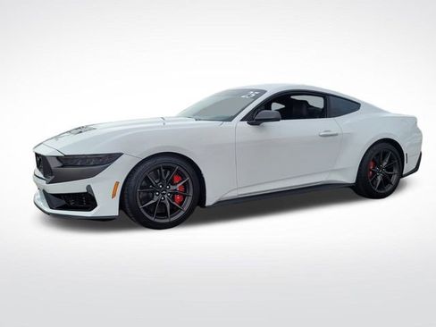 Used 2025 Ford Mustang Dark Horse image 5